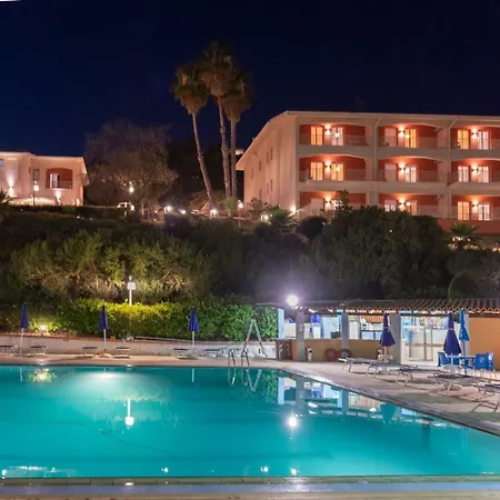Isabella Aparthotel 2*